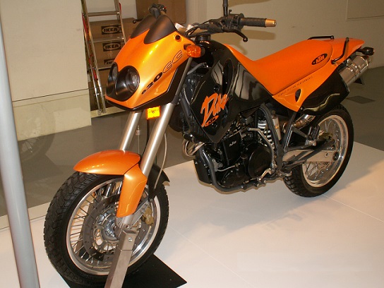 KTM_Duke620